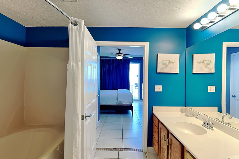 Bathroom 3, Sterling Reef by Resort Collection, Bay
