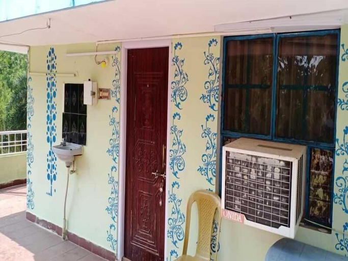 Exterior & Views 2, Chandrika Guest House, Visakhapatnam