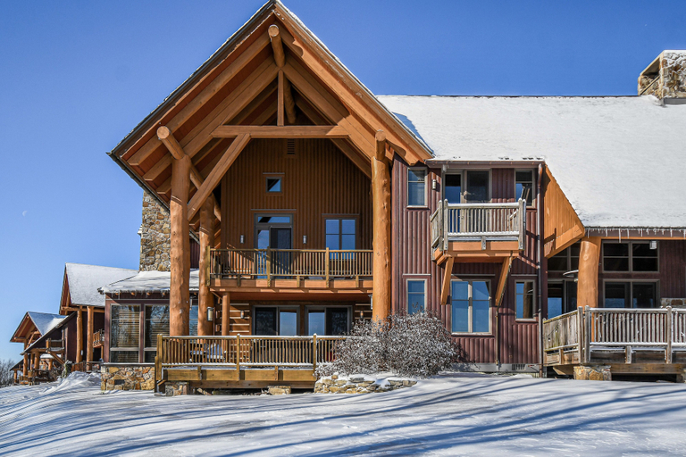 Exterior & Views 1, Millionaires Retreat, Garrett