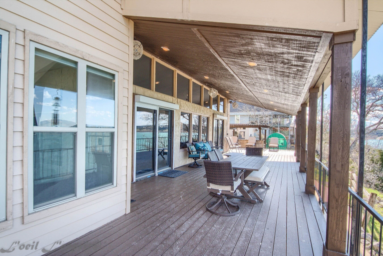 Balcony 2, Our Lake View Cl 1683 4 Bedroom Home by RedAwning, Comal