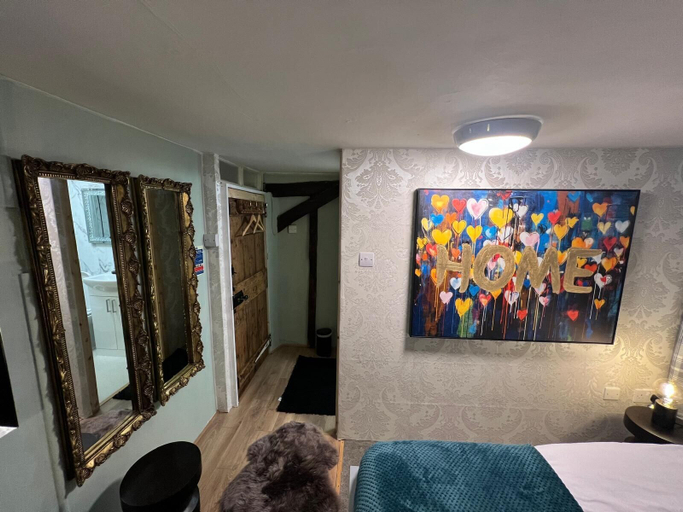 Bedroom 3, The Hole In The Wall, Cambridgeshire