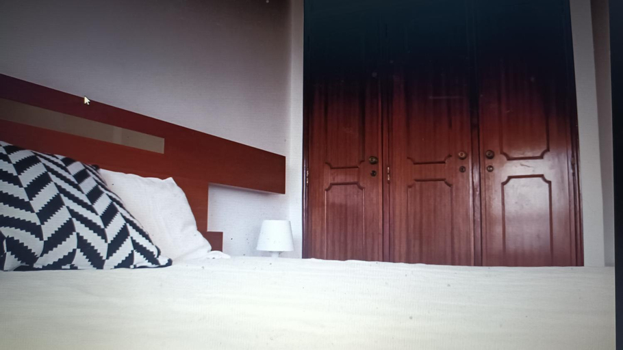 Bedroom 1, GG Massama Rooms, Sintra