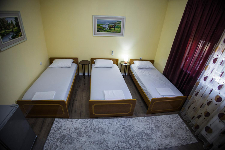 Others 3, Vila Visi Hotel, Korçës