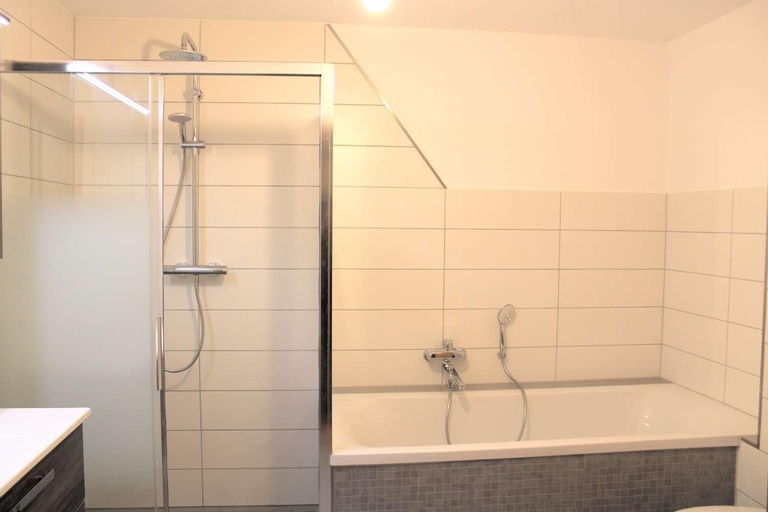Bedroom 4, Work & Stay in Jena, Saale-Holzland-Kreis