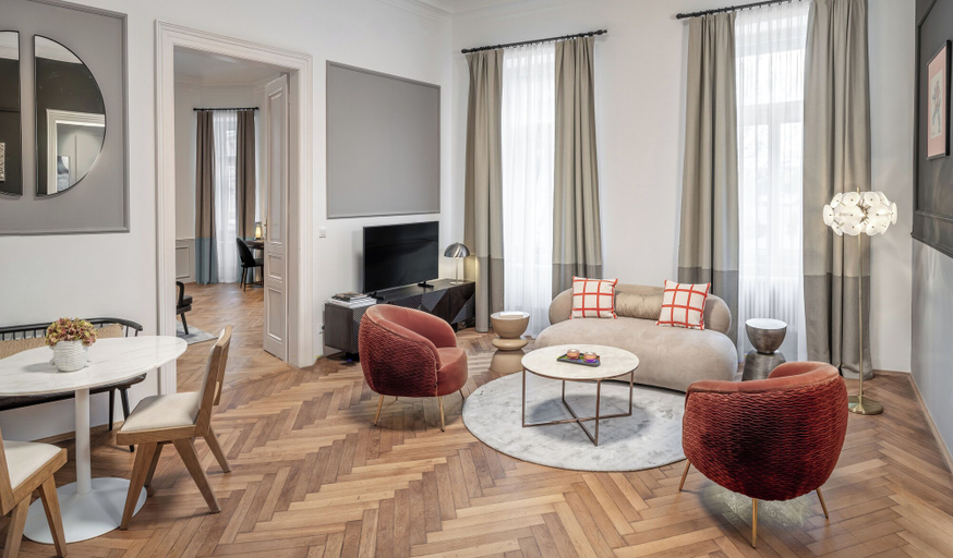 Others 5, River Dance Suites by Adrez, Praha 5