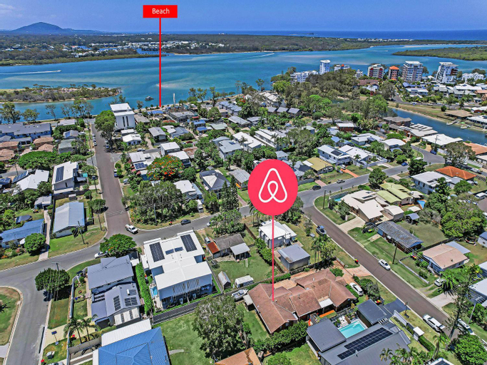 Family Coastal Getaway & Dog Welcome, Maroochy - Maroochydore
