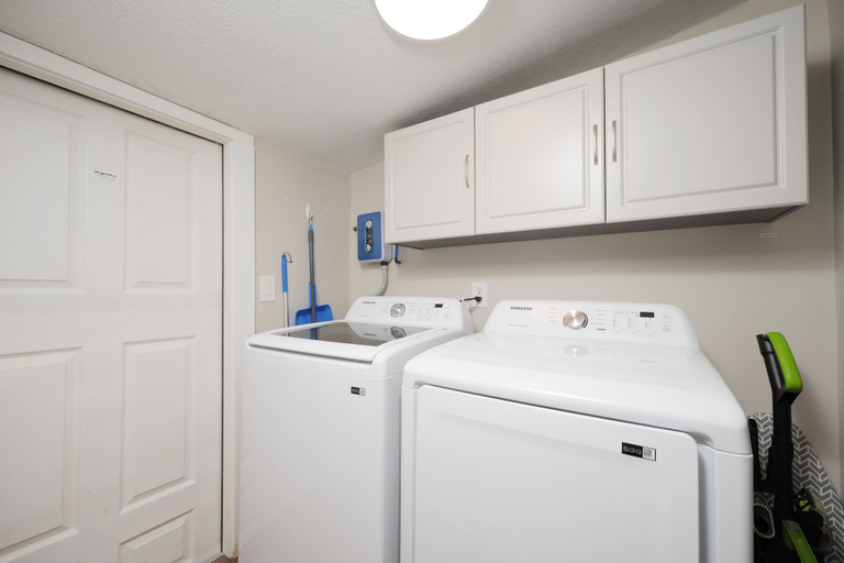 Bathroom 4, Uptown Cottage Unit B, Saint Johns