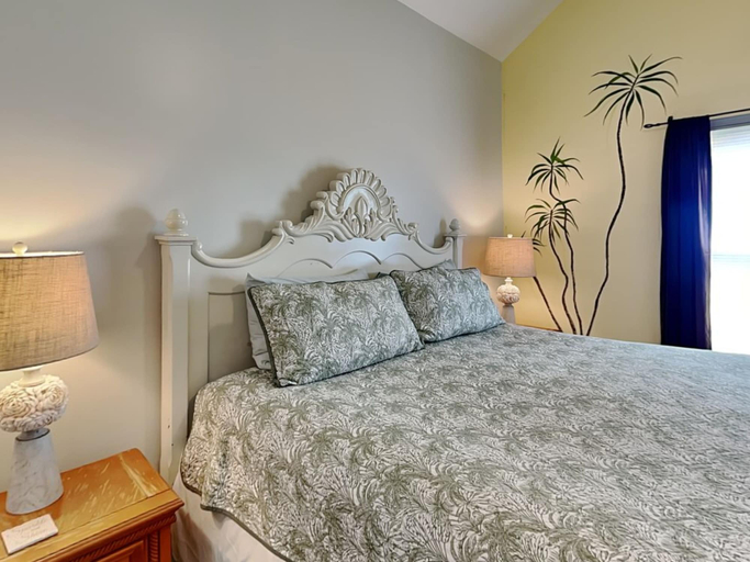 Bedroom 2, Tybee Sun and Stars by Tybee Vacation Rentals, Chatham