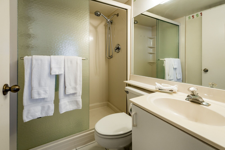 Bathroom 3, Admirals Bay Fort Myers, Lee