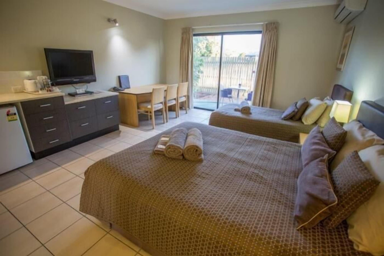 Room 5, Spinifex Motel & Serviced Apartments, Mount Isa