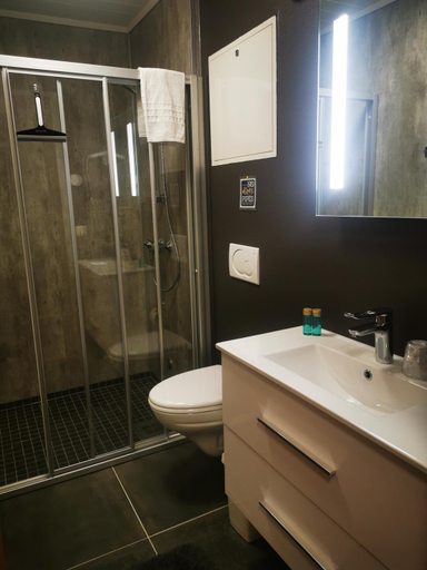 Bathroom 4, Flam Marina, Aurland