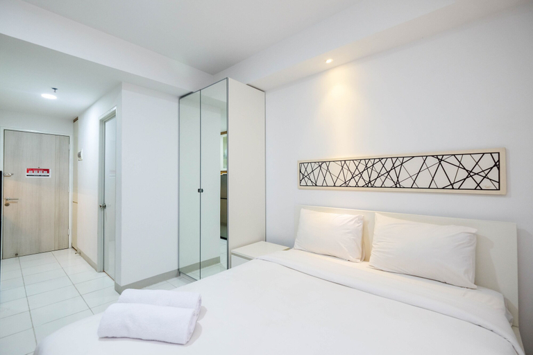 Bedroom 2, Fully Furnished With Japanese Style Studio Azalea Suites Apartment, Cikarang