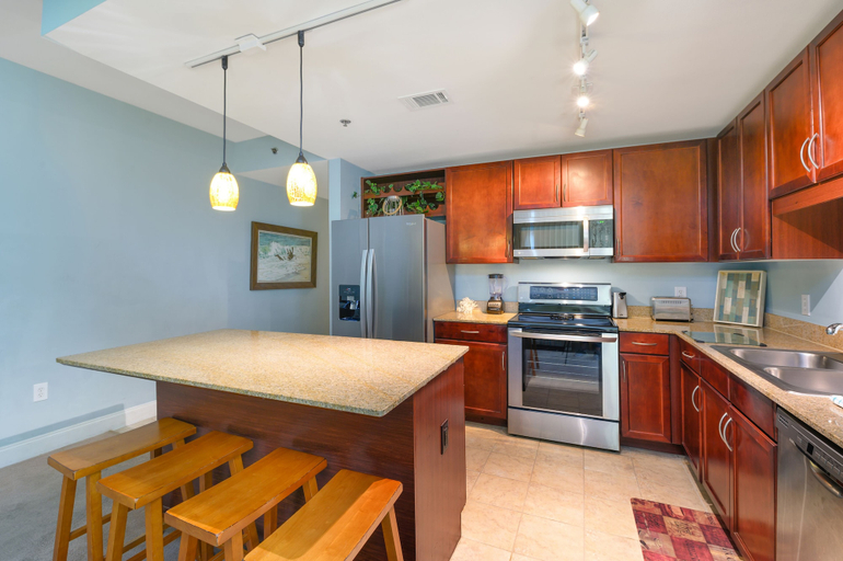 Others 4, Laketown Wharf by Resort Collection, Bay