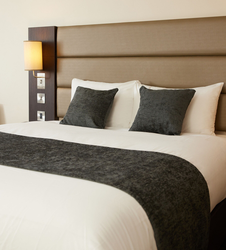Bedroom 2, The Quays By Greene King Inns, Northamptonshire
