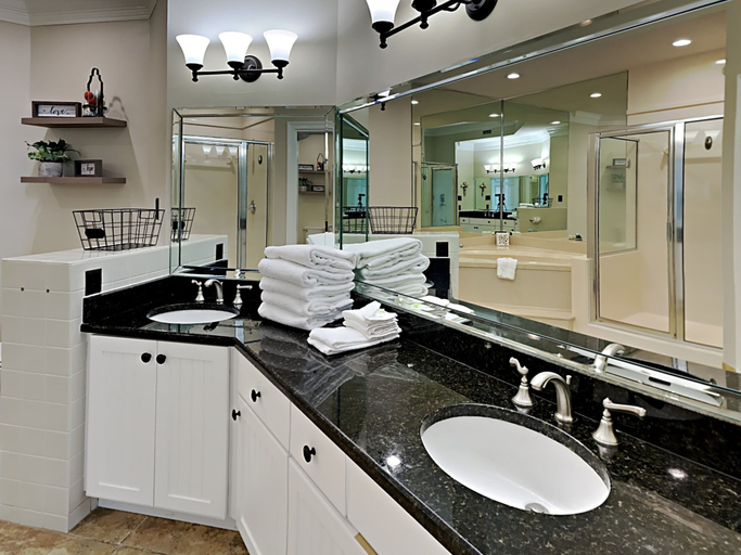 Bathroom 3, Seachase #1501W by Southern Vacation Rentals, Baldwin