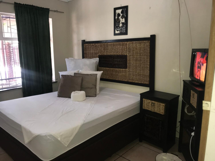 Others 5, Kaste Guesthouse Secunda, Gert Sibande