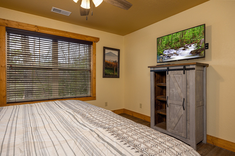 Bedroom 2, Serenity Peak, Sevier