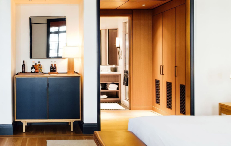 Bedroom 30