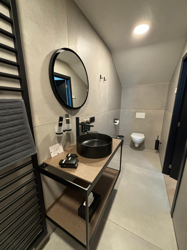 Bathroom 2, Hotel Mezza Notte, Oost-Vlaanderen