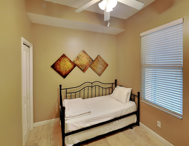 Bedroom 2, Grandview East Resort by Resort Collection, Bay