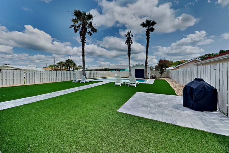 Exterior & Views 2, Laguna Matata by Resort Collection, Bay
