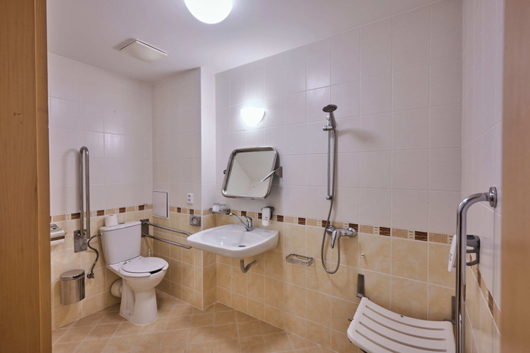 Bathroom 5, Hotel Akademie, Benešov