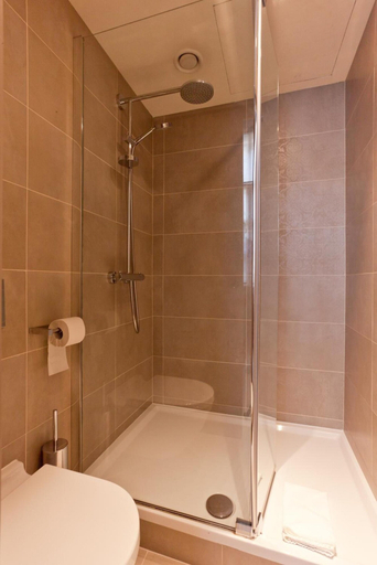 Bathroom 4, Hotel Neuvice, Liège