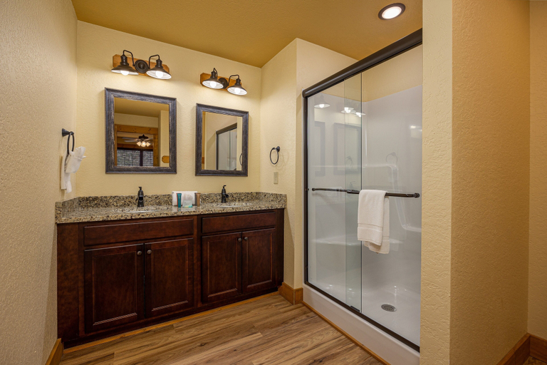 Bathroom 4, Fireside Retreat, Sevier