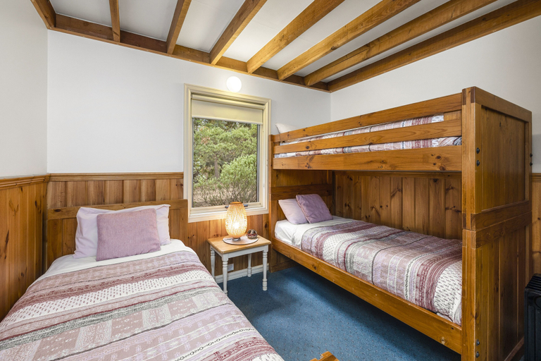 Bedroom 3, Lorne Bush House Cottages & Eco Retreats, Surf Coast - West