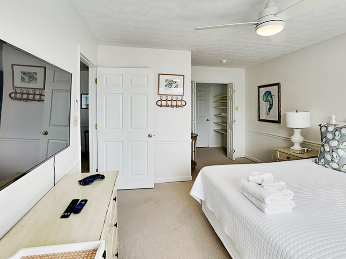 Bedroom 4, Tide Pool, Chatham