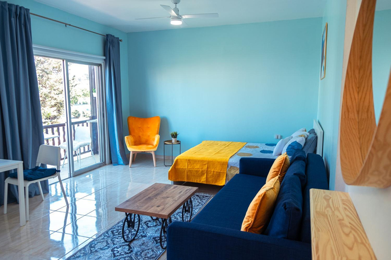 Bedroom 2, Calypso