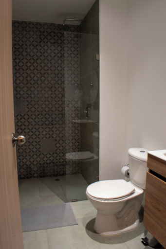 Bathroom 4, Cadena Hotelera Rey.es, Santafé de Bogotá