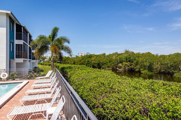 Sport & Beauty 4, Admirals Bay Fort Myers, Lee