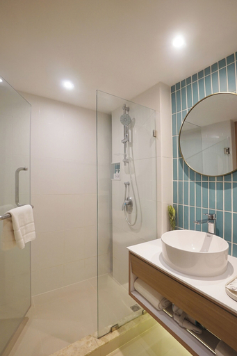 Bathroom 5