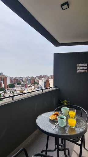 Food & Drinks 5, Lux Apart Cba, Capital