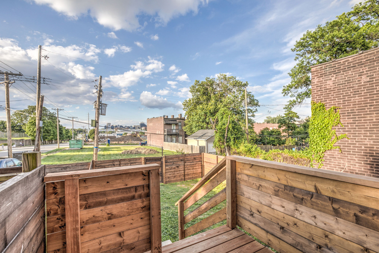 Others 5, Delightfully Redesigned Home - JZ Vacation Rentals, Saint Louis