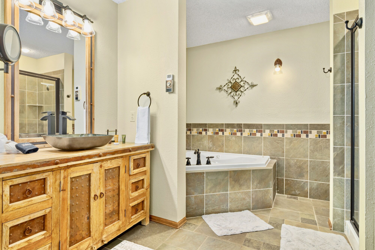 Bathroom 4, Divine Luxury Vacation At Windcliff 3 Bedroom Home by RedAwning, Larimer