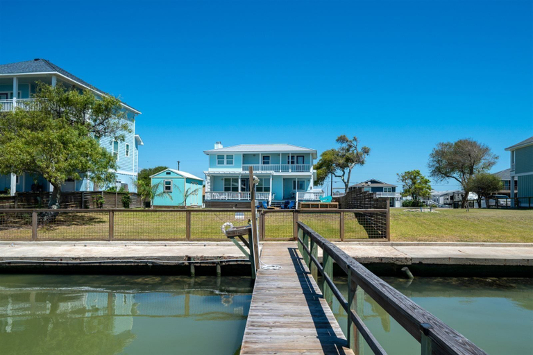 Sport & Beauty, Mermaid Cove, Aransas