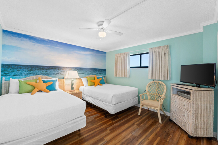 Bedroom 2, Summerhouse Beach Resort by PHG, Bay