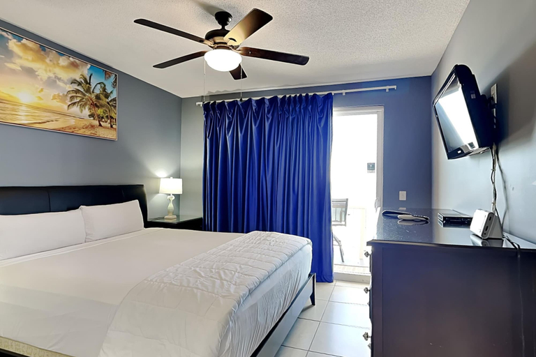 Bedroom 2, Sterling Reef by Resort Collection, Bay