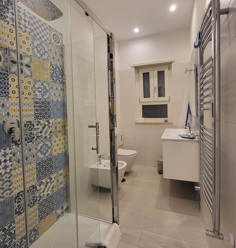Bathroom 5, Villa Zefiro - Suites & Events, Salerno