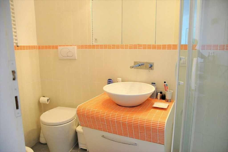 Bathroom 2, Villa Arborea in Sperlonga, Latina