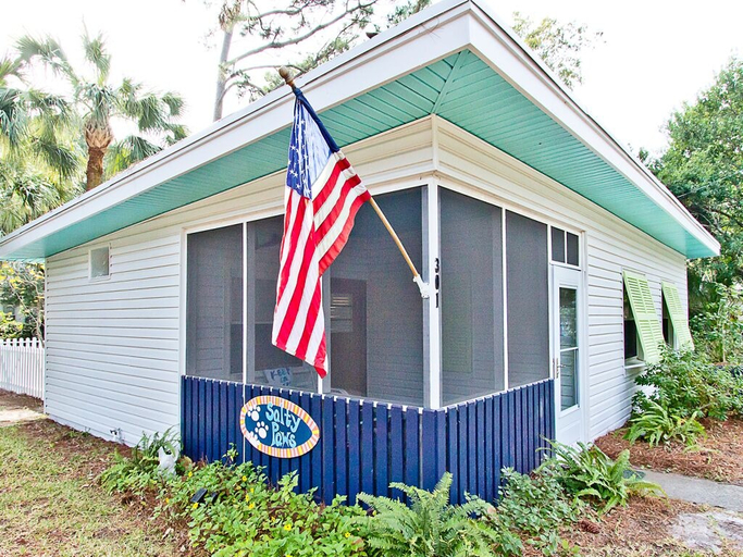 Exterior & Views 2, Salty Pause by Tybee Vacation Rentals, Chatham