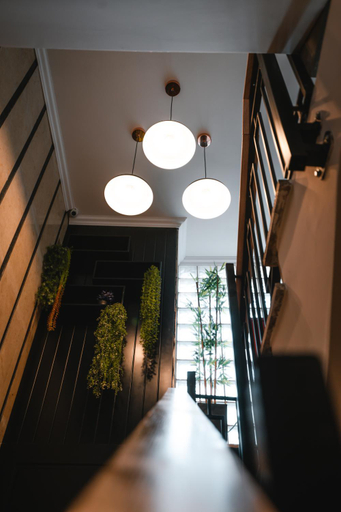 Others 3, Unique Hotel Ashdod
