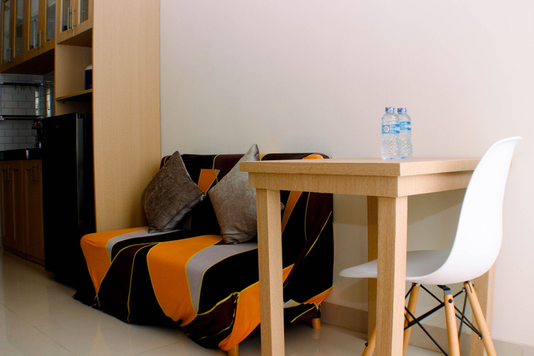 Others 2, Comfort and Modern Look Studio Loft at Apple 1 Condovilla Apartment By Travelio, Jakarta Selatan