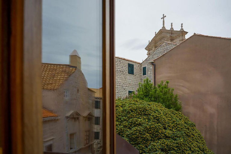 Others 4, Palazzo de Bona, Dubrovnik