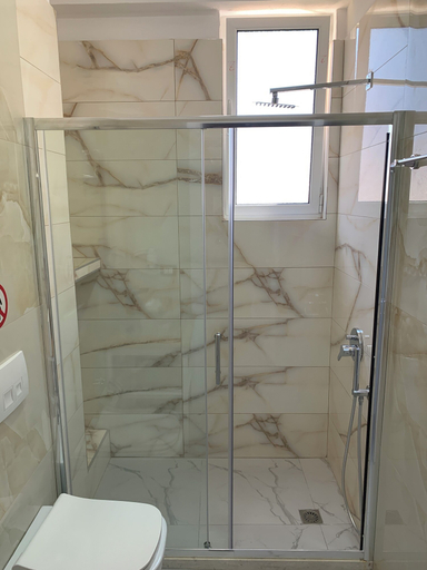 Bathroom 3, Dream Apartments Saranda, Sarandës