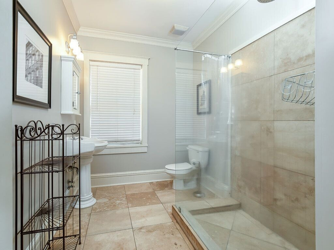 Bathroom, Southern Belle Manor, Chatham