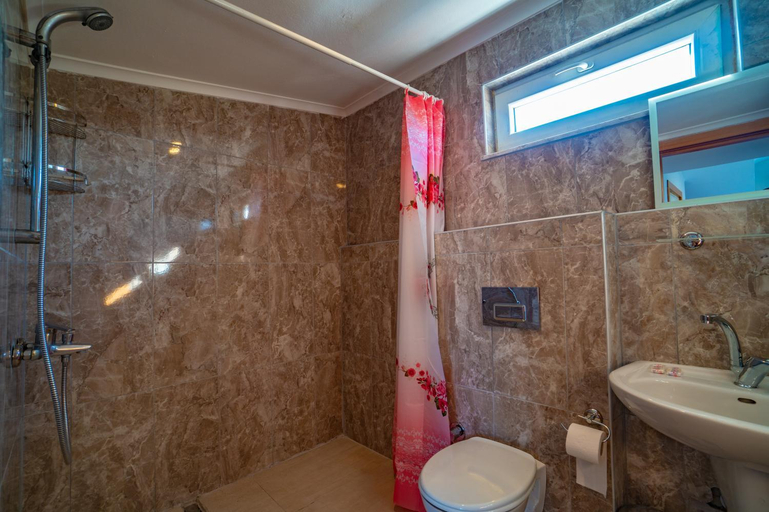 Bathroom 4, Belek Akropolis Medusa Otel, Serik