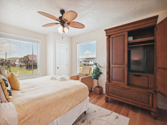 Bedroom 2, Escape by the Sea, Galveston